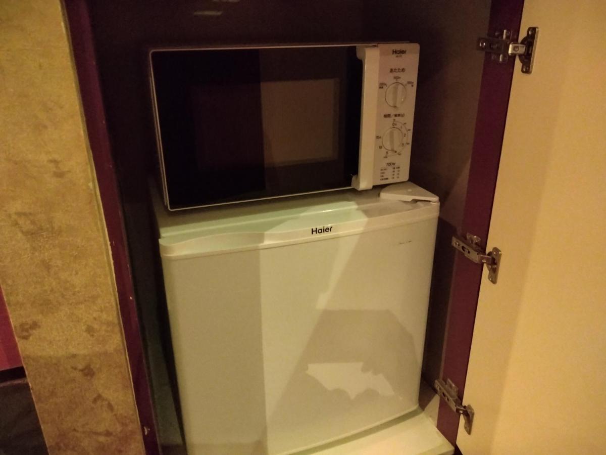 ホテル ベニ ウエスト 大人専用 Osaka Bagian luar foto